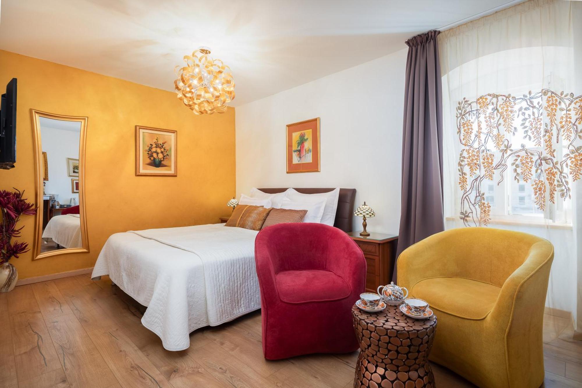 Romantic Luxury Rooms Спліт Екстер'єр фото